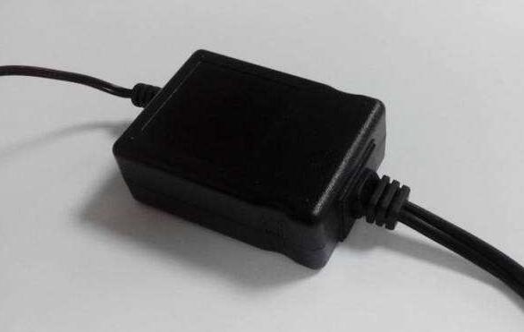 設(shè)計單片開關(guān)電源適配器要遵守哪些原則？