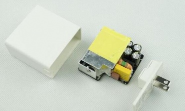 如何規(guī)避電源適配器短路等風(fēng)險(xiǎn)？