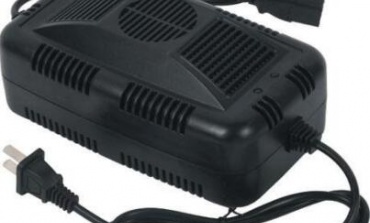 充電器一直亮紅或綠燈？怎么解決？