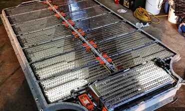 充電樁動力電池成新能源市場投資重點