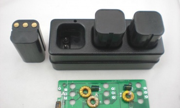 全集成電池充電器LTC4095