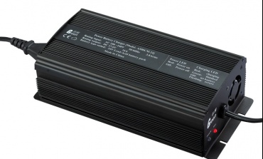 日產公司開始銷售快速充電器給電動汽車充電