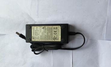 電源適配器有嘯叫聲正常嗎？為什么會(huì)出現(xiàn)嘯叫呢?