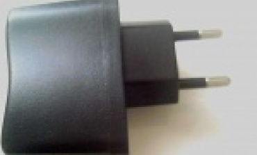 單片機(jī)AT89C2051的充電器電路