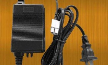 如何區(qū)分高端電源適配器和低端電源適配器，兩者之間的區(qū)別？