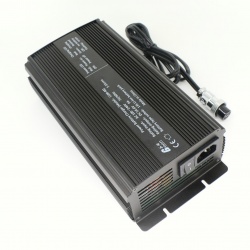L500-24 鋰電池智能充電器,適用于7節(jié) 25.9V鋰電池